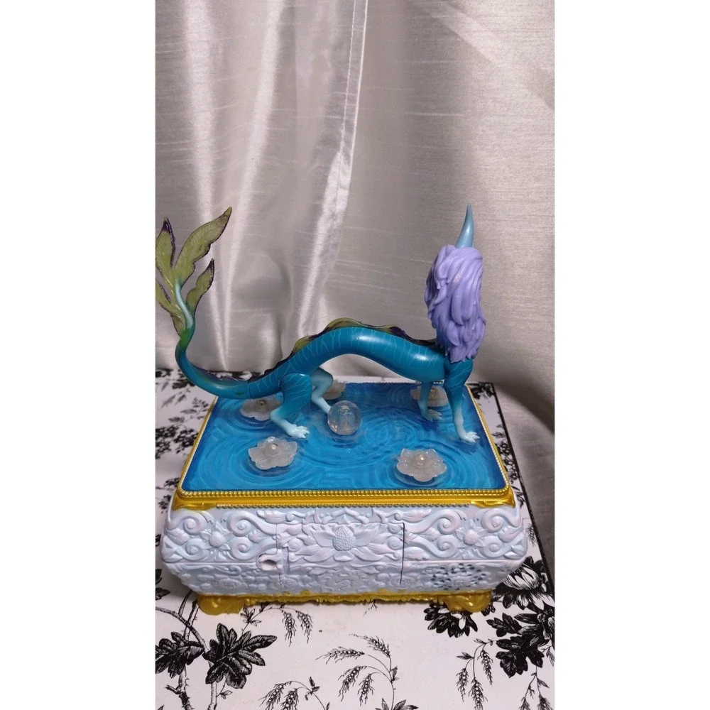 Disney Raya and the last dragon SiSu Dragón Chest Jewelry Box with relaxing song